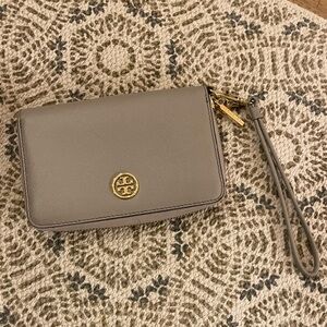 Tory Burch Robinson Wallet Wristlet
